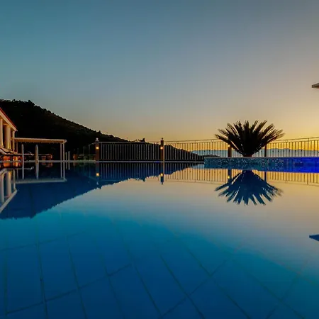 - Kouloura Villa Kalami (Corfu)
