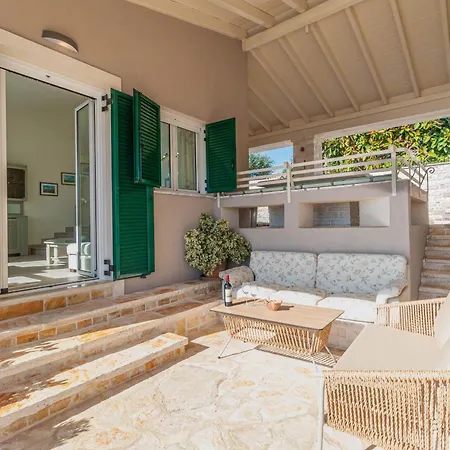 - Kouloura Villa *